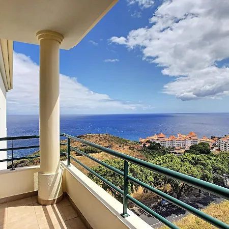 Vebella Ocean View By Lovelystay Apartment