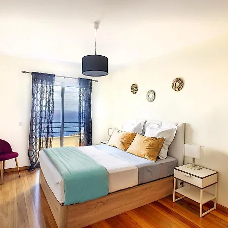 Vebella Ocean View By Lovelystay Apartment